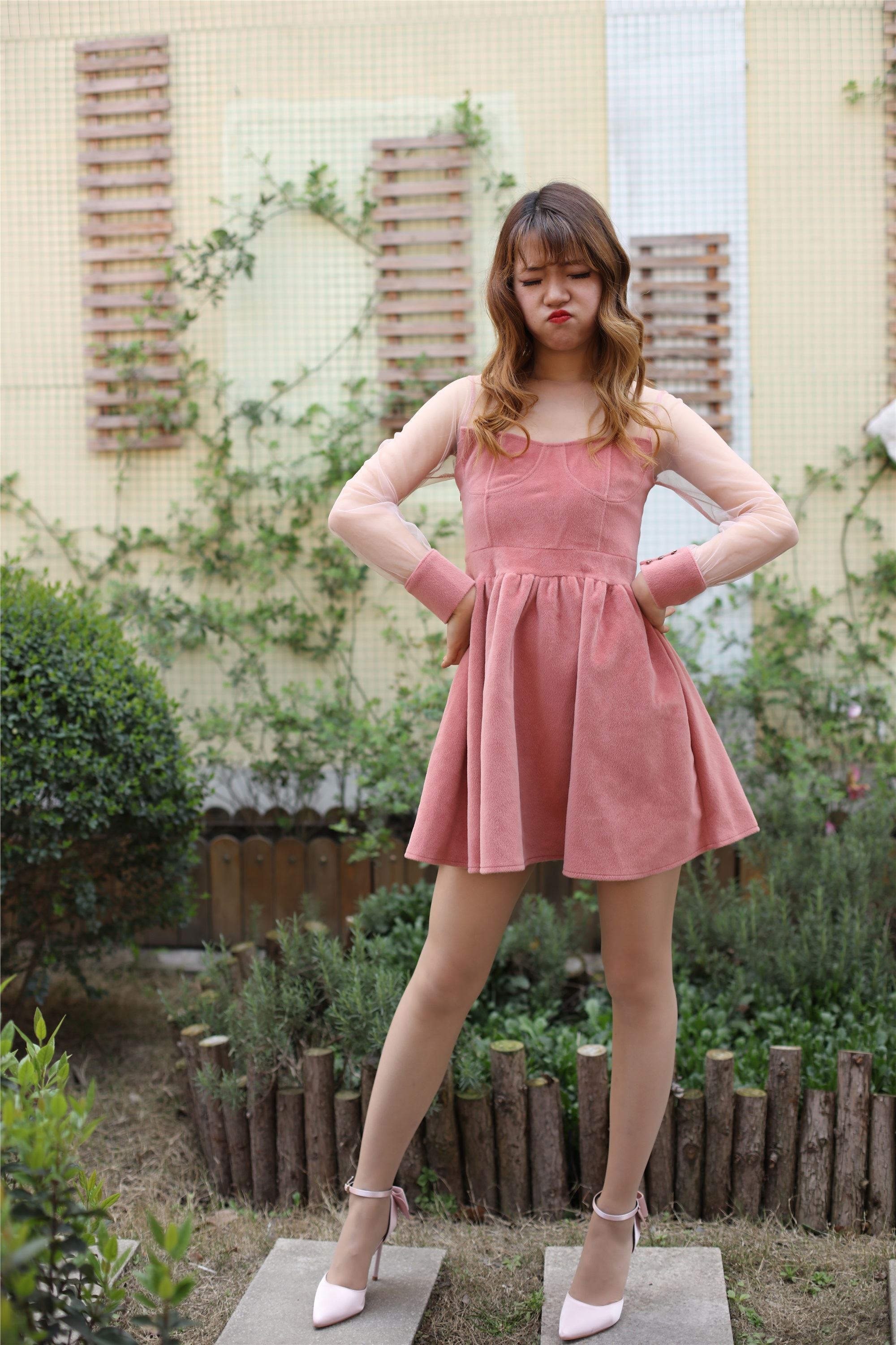 奈丝写真 NO.052 高高-薄纱与丝绒